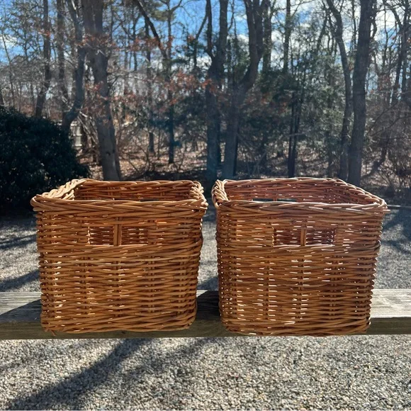 Pottery Barn Sabrina Baskets Large Wicker Storage Bin Basket Natural - Picture 9 of 9